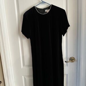 Elegant Black Velvet Dress